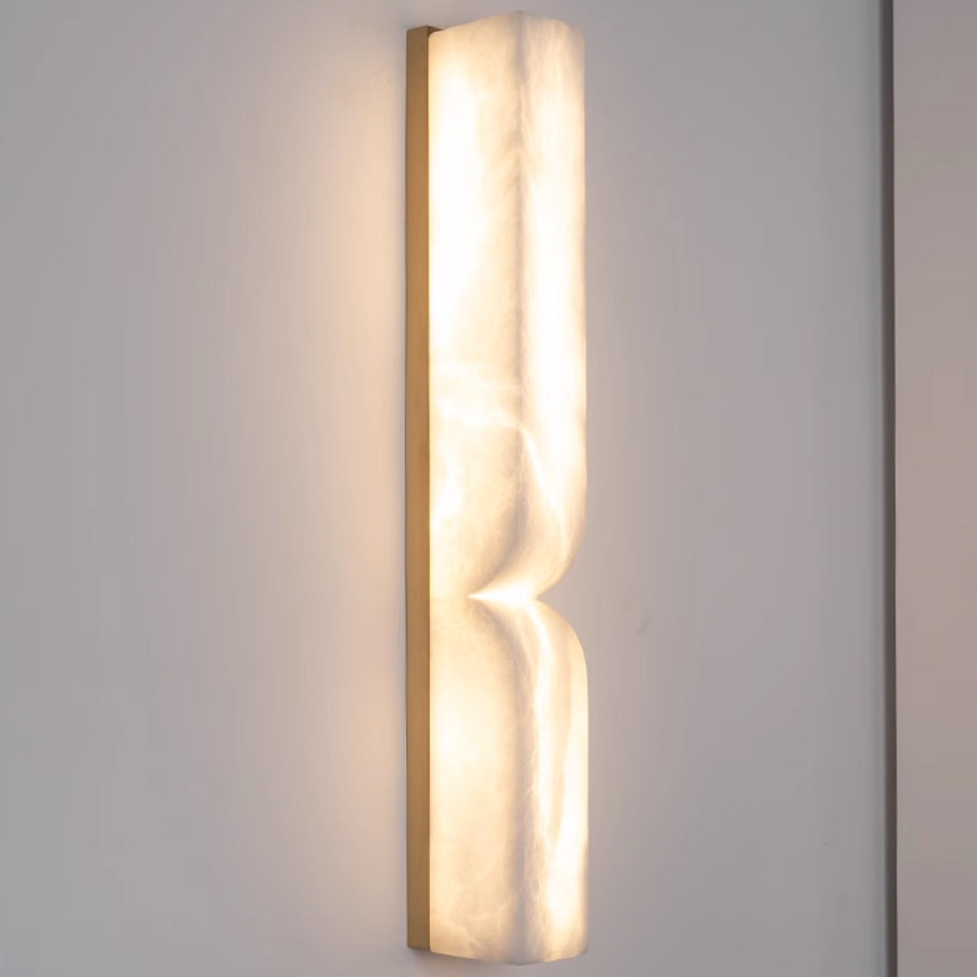 Lupe Wall Lamp